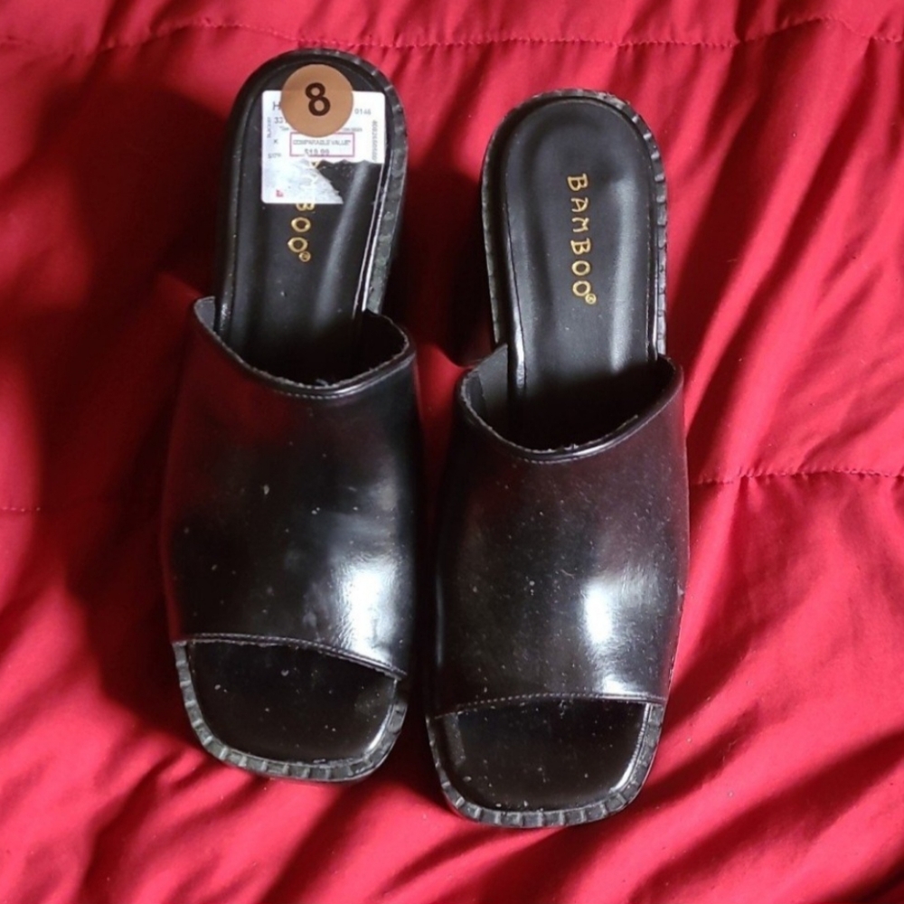 Platform sandals